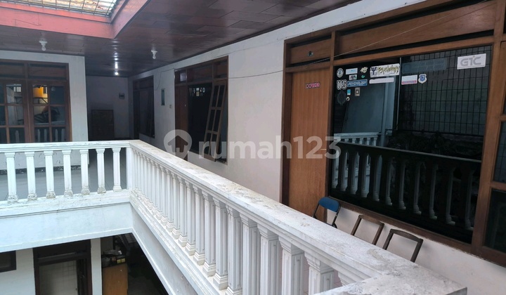 Rumah Luas Strategis Dr Cipto Surabaya Pusat 2 Lantai 2