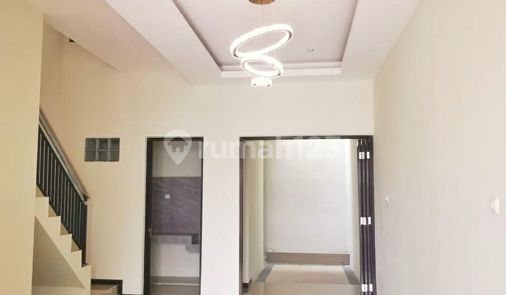 Brand New House in East Surabaya, just a step away from MERR and GM Highways. 2