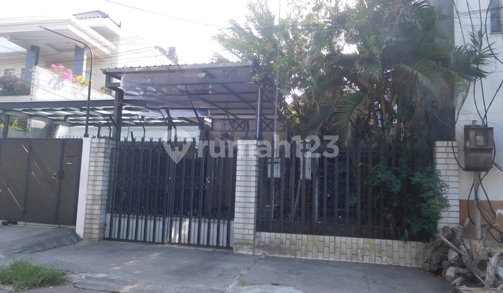 Rumah Luas Strategis Dr Cipto Surabaya Pusat 2 Lantai Rumah Luas Strategis Dr Cipto Surabaya Pusat 2 Lantai