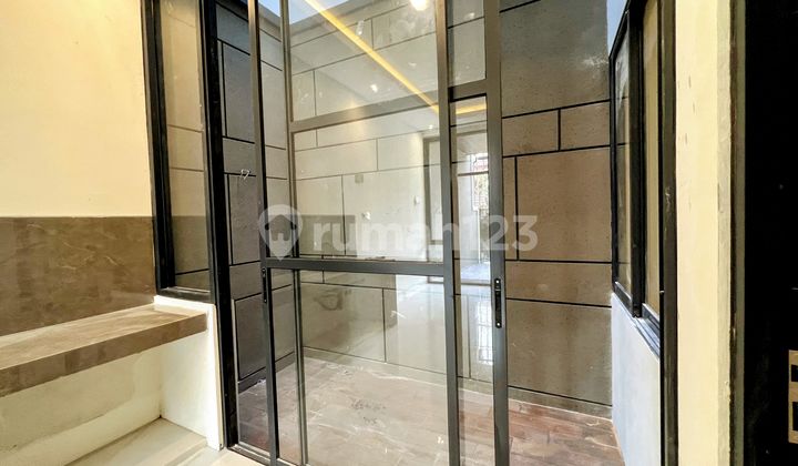 Dijual Rumah Dukuh Kupang Timur, Surabaya Barat 2