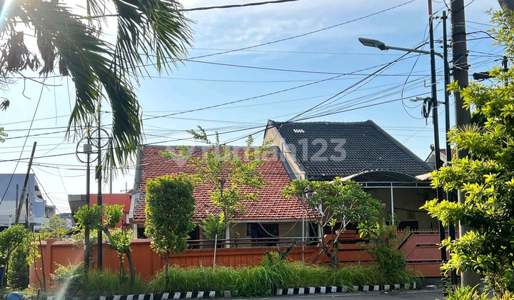 Rungkut Asri Timur 1