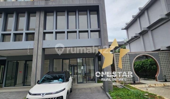 For Rent Three-Story Shophouse In Delrey Business Loft For Rent Three-Story Shophouse In Delrey Business Loft
