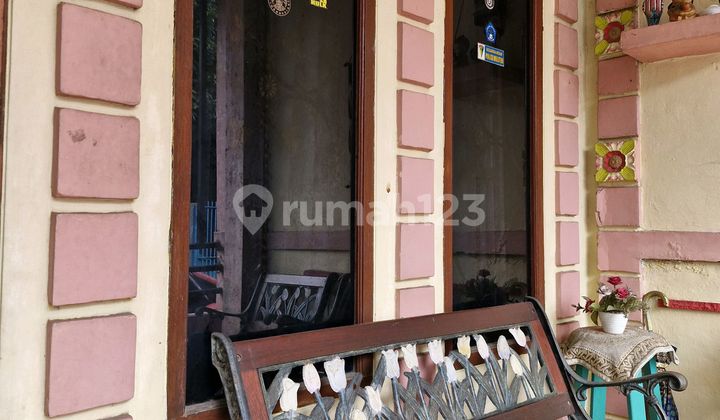 Rumah 2 Lantai Di.perumahan Bukit.kayu.manis