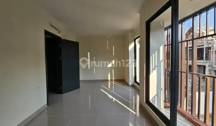 Rumah 3 Lantai Dengan Harga Avordable Dan Dekat Dengan Sentra Bisnis Di Gading Serpong 1