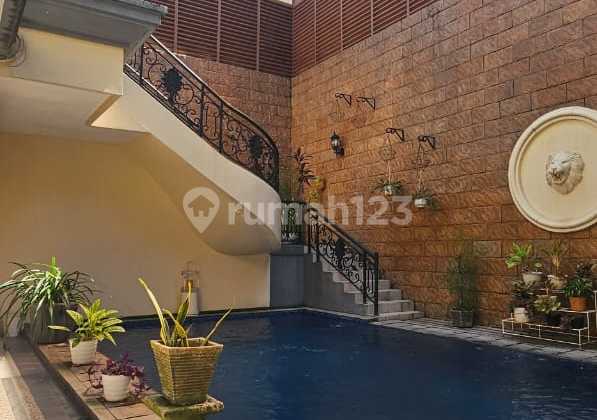 Rumah Mewah Di Gading Serpong Full Furnish + Ada Kolam Renang