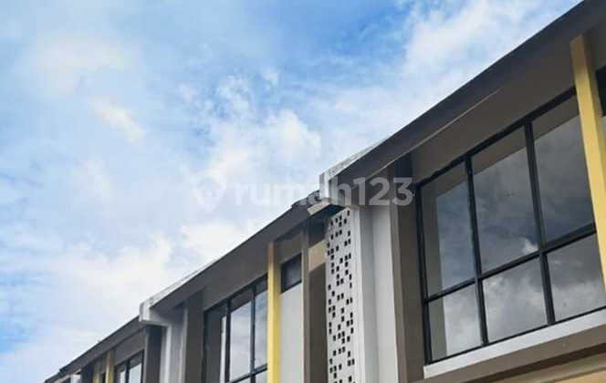 RUMAH CANTIK MINIMALIS DI PARKVILLE SERPONG 2 LANTAI SIAP HUNI 2
