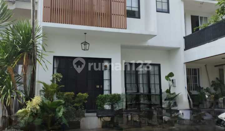 Nice Design 3-Storey House Furnished Spacious Living Room Ready to Occupy