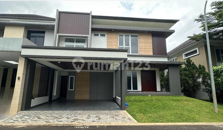 Beautiful Design House at The Icon BSD, 2 Floors, Hook Position, Ready to Occupy