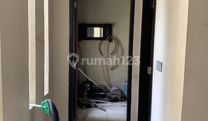 Rumah Cantik di Villa Serpong 2 Lantai Semi Furnish Siap Huni 2