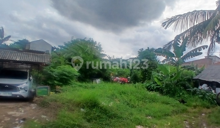 For Sale Land and Building with 24 Rental Units in 3 Plots at Cakung, Jakarta.