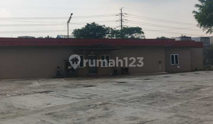 Gudang Dengan Tanah Yang Luas Dan Kantor Di Gunung Putri, Bogor