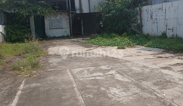 Land on the Side of Cileungsi Main Road, Bogor Regency