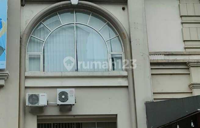 Ruko Furnished Dekat Jalan Utama Area Ramai di Galaxy. Bekasi Ruko Furnished Dekat Jalan Utama Area Ramai di Galaxy. Bekasi