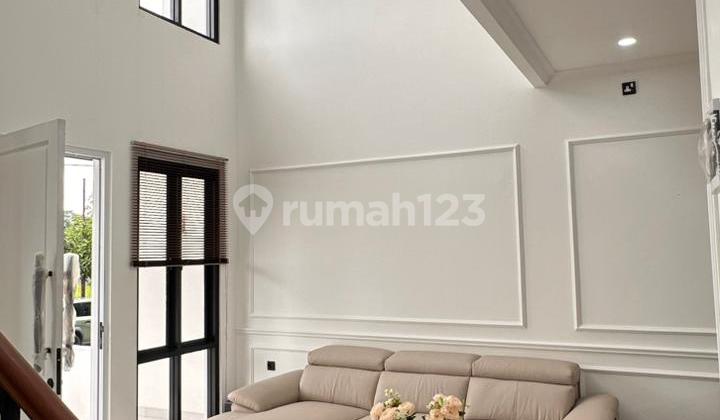 Luxury and Beautiful House Inside Kemang Pratama Housing, Bekasi Luxury and Beautiful House Inside Kemang Pratama Housing, Bekasi