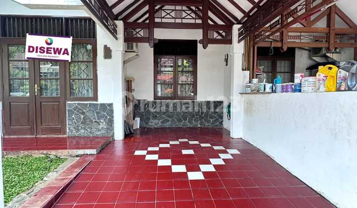 A Large and Beautiful Corner House in Kemang Pratama, Bekasi A Large and Beautiful Corner House in Kemang Pratama, Bekasi