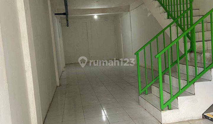 Disewakan Ruko 4,5 Lantai Baru Direnovasi Di Caman. Bekasi Barat 2