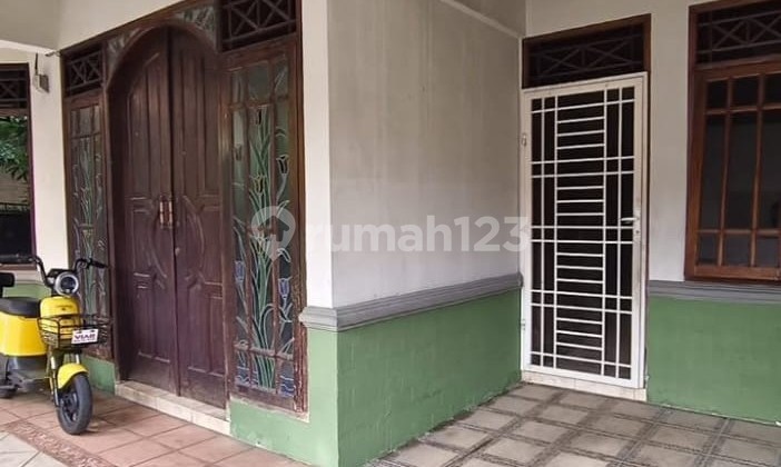 Rumah Cantik 2 Lantai Design Modern di Pondok Pekayon Indah
