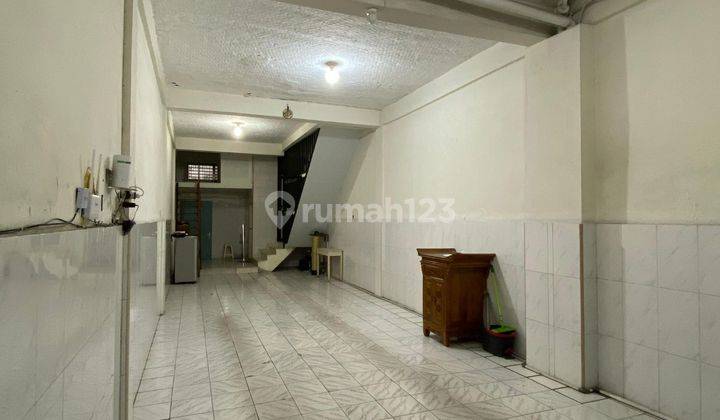 Disewa Ruko Murah 4 Tingkat Daerah Thamrin Jalan FL. Tobing 2