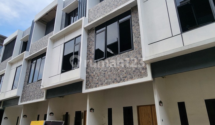 Dijual Rumah Komplek Global Haus Residence Jalan Tuasan Krakatau