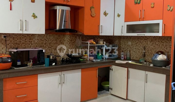 For Sale 3.5 Story House in Setiabudi Abadi 1 Complex, Move-In Ready 2