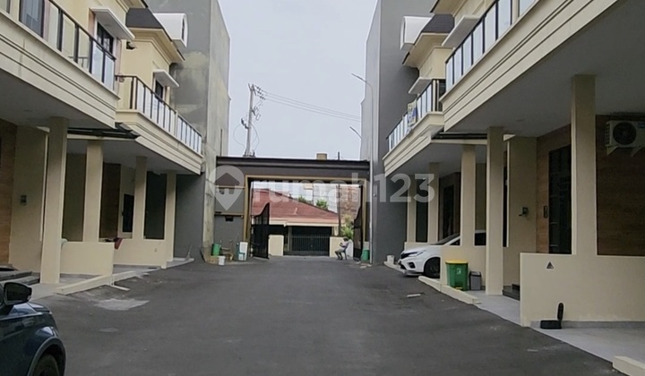 New House in the Vrederick Haus Complex, Darussalam Area, Medan Baru 2