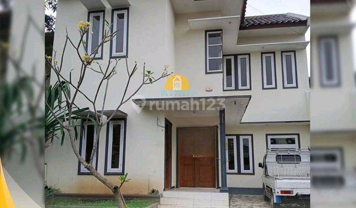 Sewa Rumah 2 Lantai Bagus Minim 2 Th 1