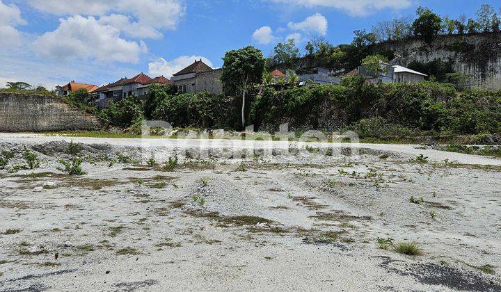 Land in Ungasan, Solid and Flat Condition Ready to Build and Land Area 75 Are (7500m²) 2