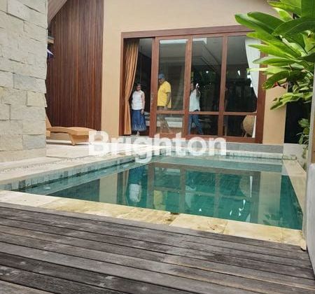 Villa 2 Lantai di Jimbaran Lokasi Strategis Indah dan Nyaman One Gate System