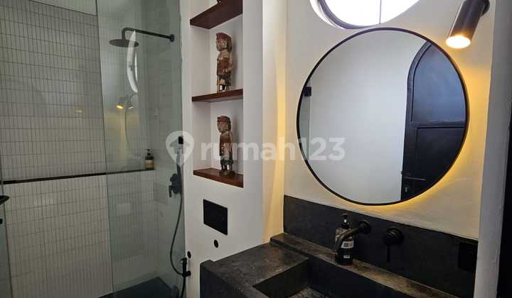 Villa with 4 Bedrooms in Strategic and Comfortable Area - Canggu, Badung Villa with 4 Bedrooms in Strategic and Comfortable Area - Canggu, Badung