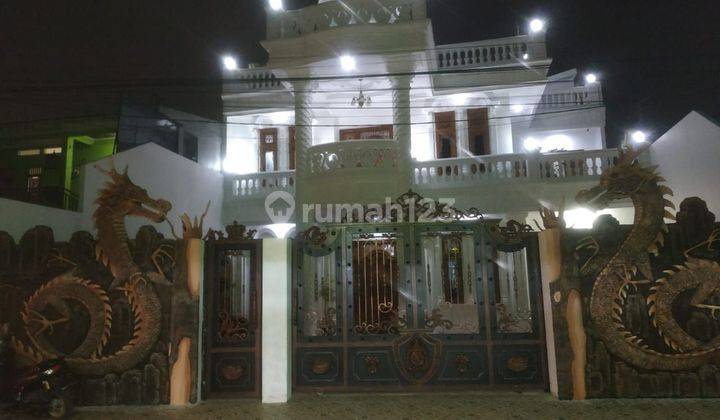 Rumah Mewah 2 1/2 Lantai Pinggir Jalan Daerah Pamulang 1