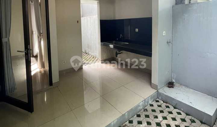 Rumah 2 Lantai Siap Huni Di Premier Estate  2