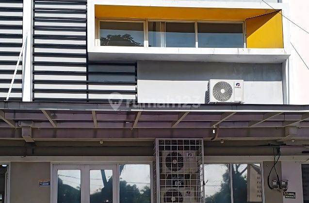 Ruko 2 Lantai Cocok Untuk Usaha Lokasi Strategis 2