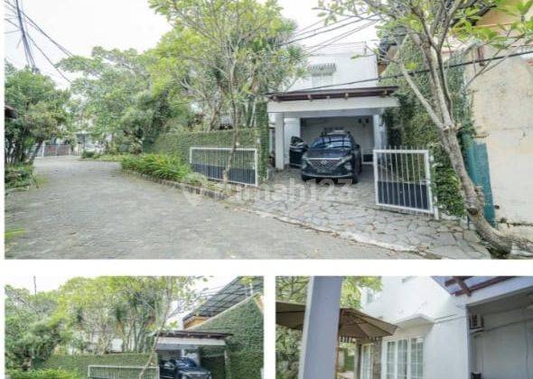 Rumah Mewah Lengkap Dengan Private Pool Lokasi Strategis 1