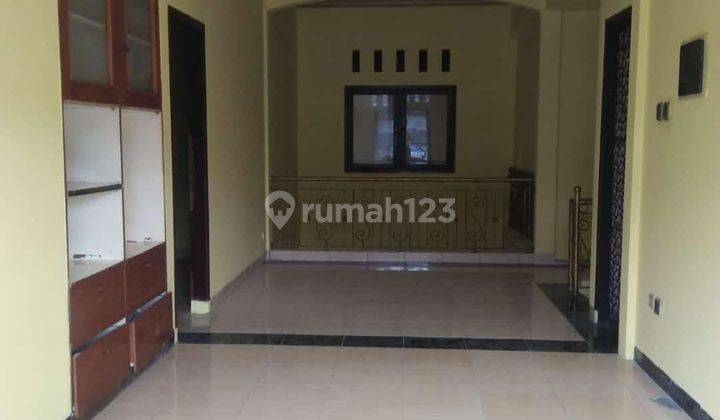 Rumah 2 Lantai Dekat Pintu Tol Dan Stasiun Lrt 2