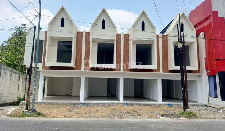 Ruko 2 Lantai Strategis Siap Huni Depan Kampus Uny 2