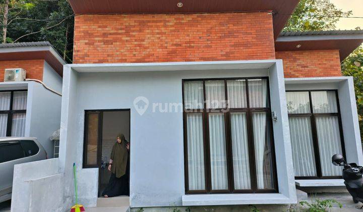 Rumah Nyaman Pemandangan Menawan Dekat Stasiun Prambanan  1