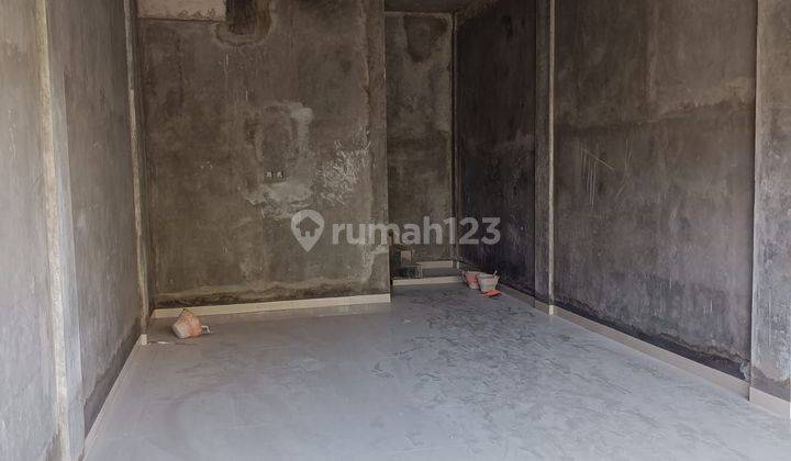 RUKO BARU 2 LANTAI DEPAN KAMPUS UNY  2