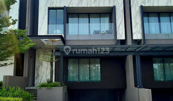 Rumah Mewah 3 Lantai View Danau Di Jakarta Barat Citra Lake 2