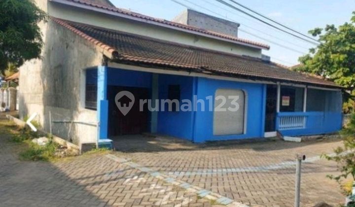 Hook House Needs Renovation Below Market Price In Plamongan 2