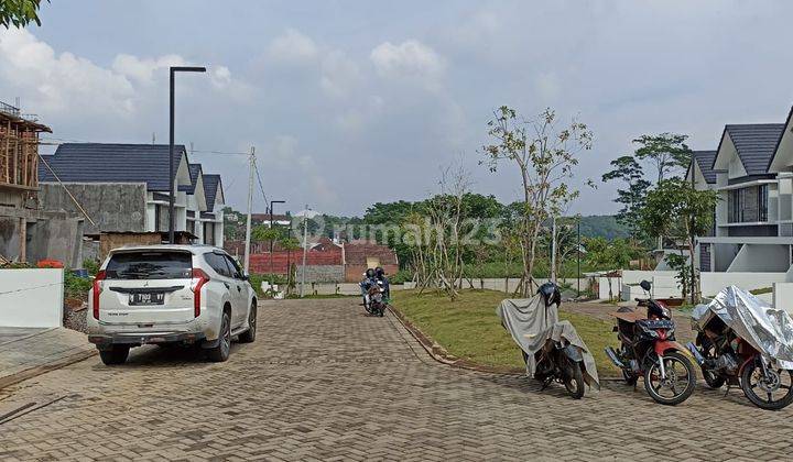 Rumah Dengan Konsep Smart Home Di Pusat Kota Mandiri Bsb 2