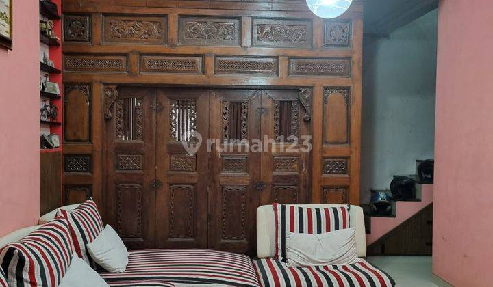 Dijual Rumah Strategis Dua Lantai di Jl. Kranggan Wetan Jatirangga Bekasi 2