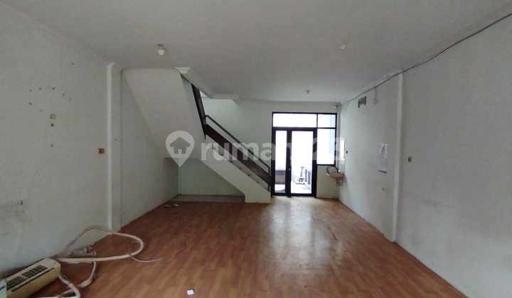 For Rent: 2-Story Shop House on Kalijaga Street, Cirebon 2