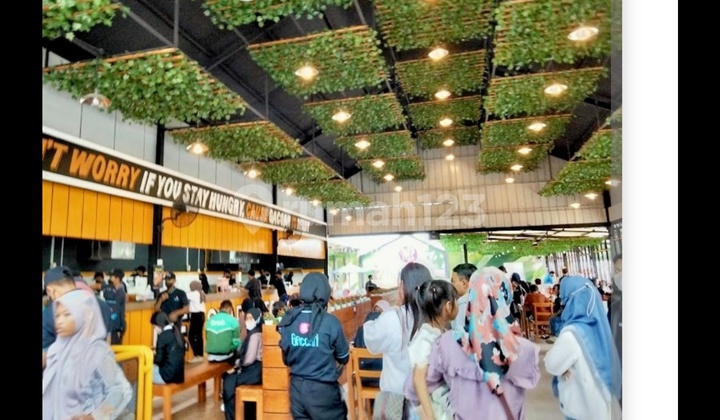 For Sale/Rent Shop House and Commercial Space on Tentara Cirebon Street