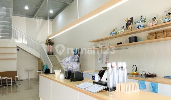 For Rent: 2-Story Shop House on Karanggetas Street, Cirebon