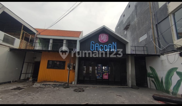 For Sale/Rent Shop House and Commercial Space on Tentara Cirebon Street