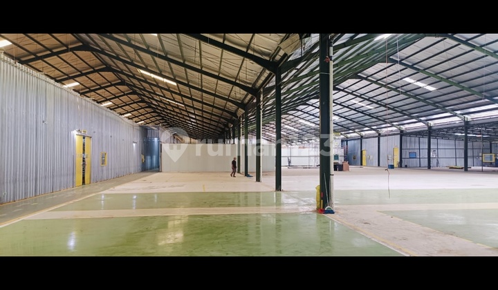 For Rent Nice Warehouse On Main Road In Brebes Area