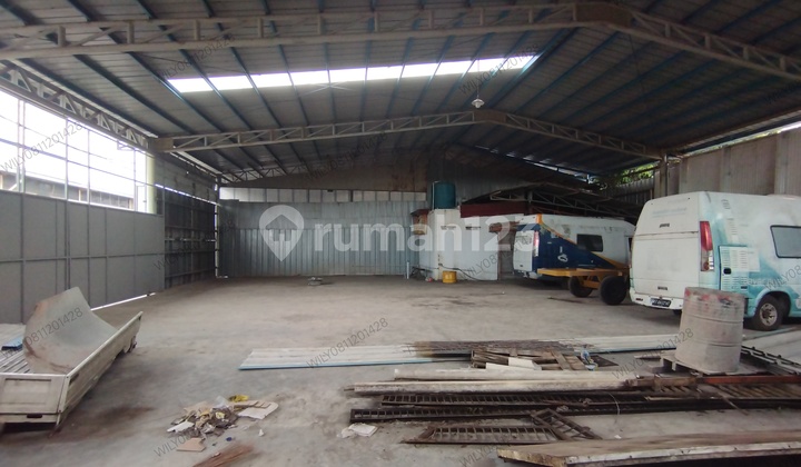 Rent a Shared Storage Warehouse in Cirebon Rent a Shared Storage Warehouse in Cirebon