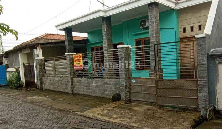 Rumah Asemrowo Sekolahan Murah 1