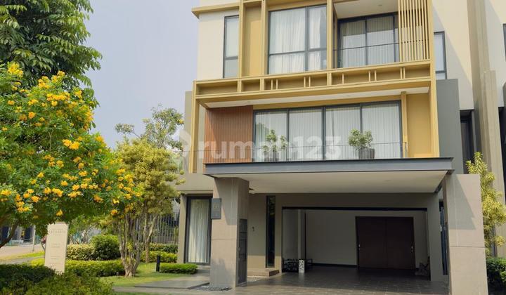 Rumah Hook Mewah Full Furnish Dgn Lift 3lt Di Enchante Bsd City Rumah Hook Mewah Full Furnish Dgn Lift 3lt Di Enchante Bsd City