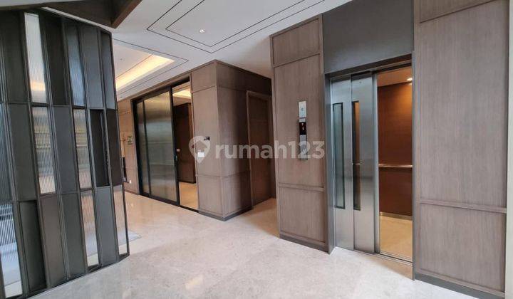 Rumah Premium Include Lift Di Layton Navapark Bsd City 2